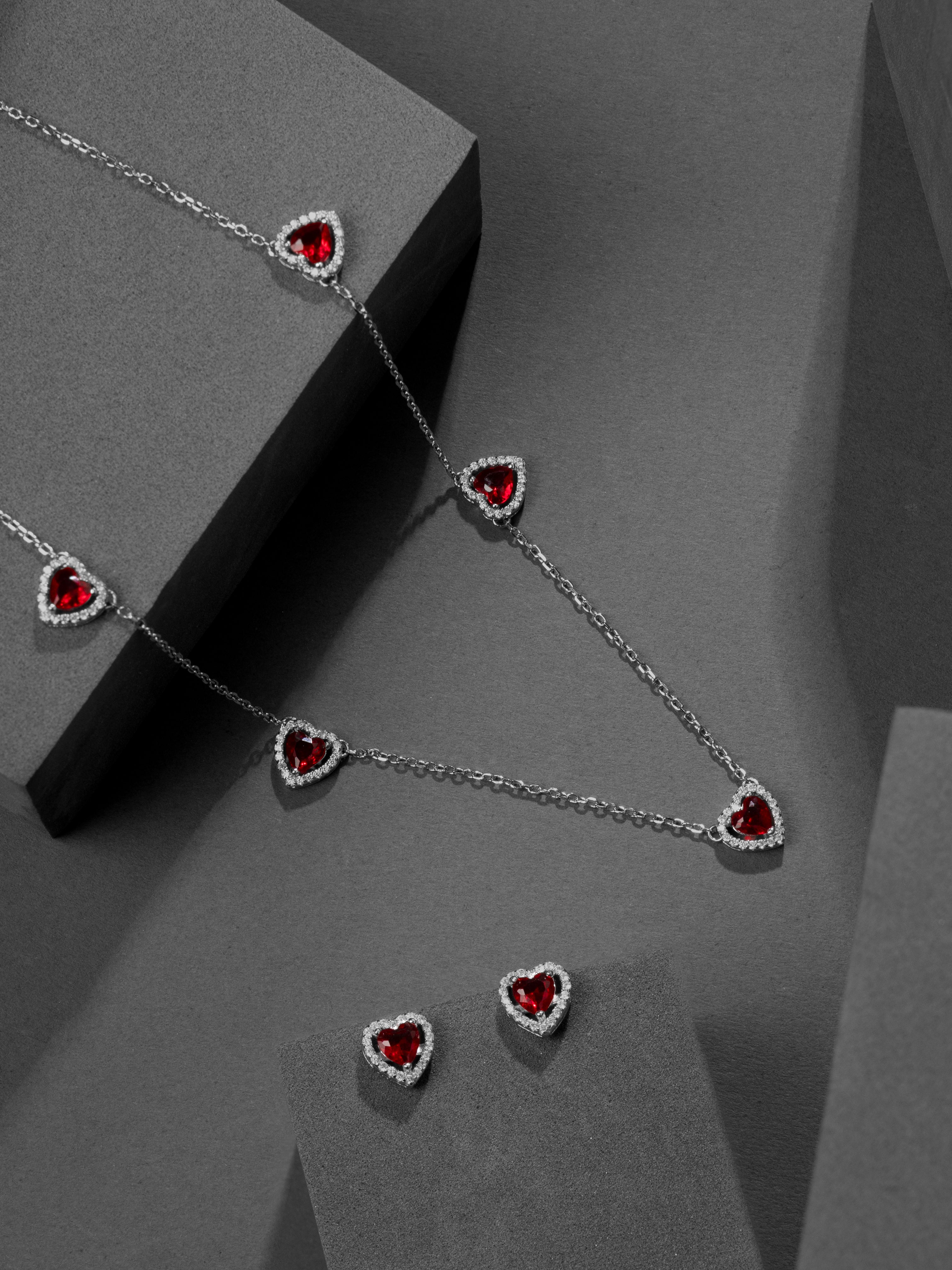 Jovira Amoura Set - Ruby Red