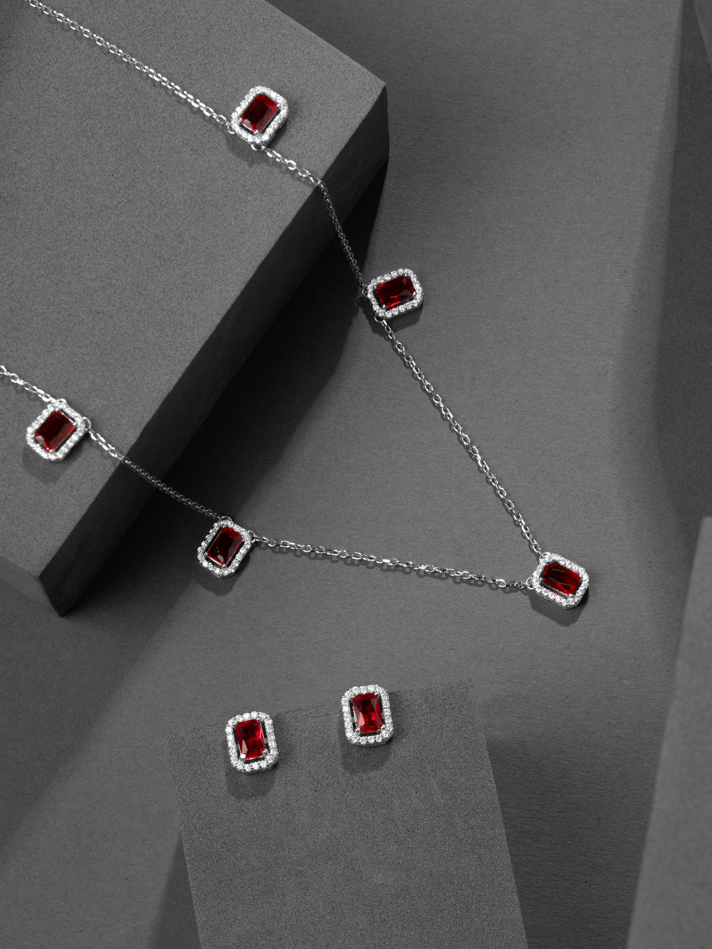 Jovira Elara Set - Ruby Red