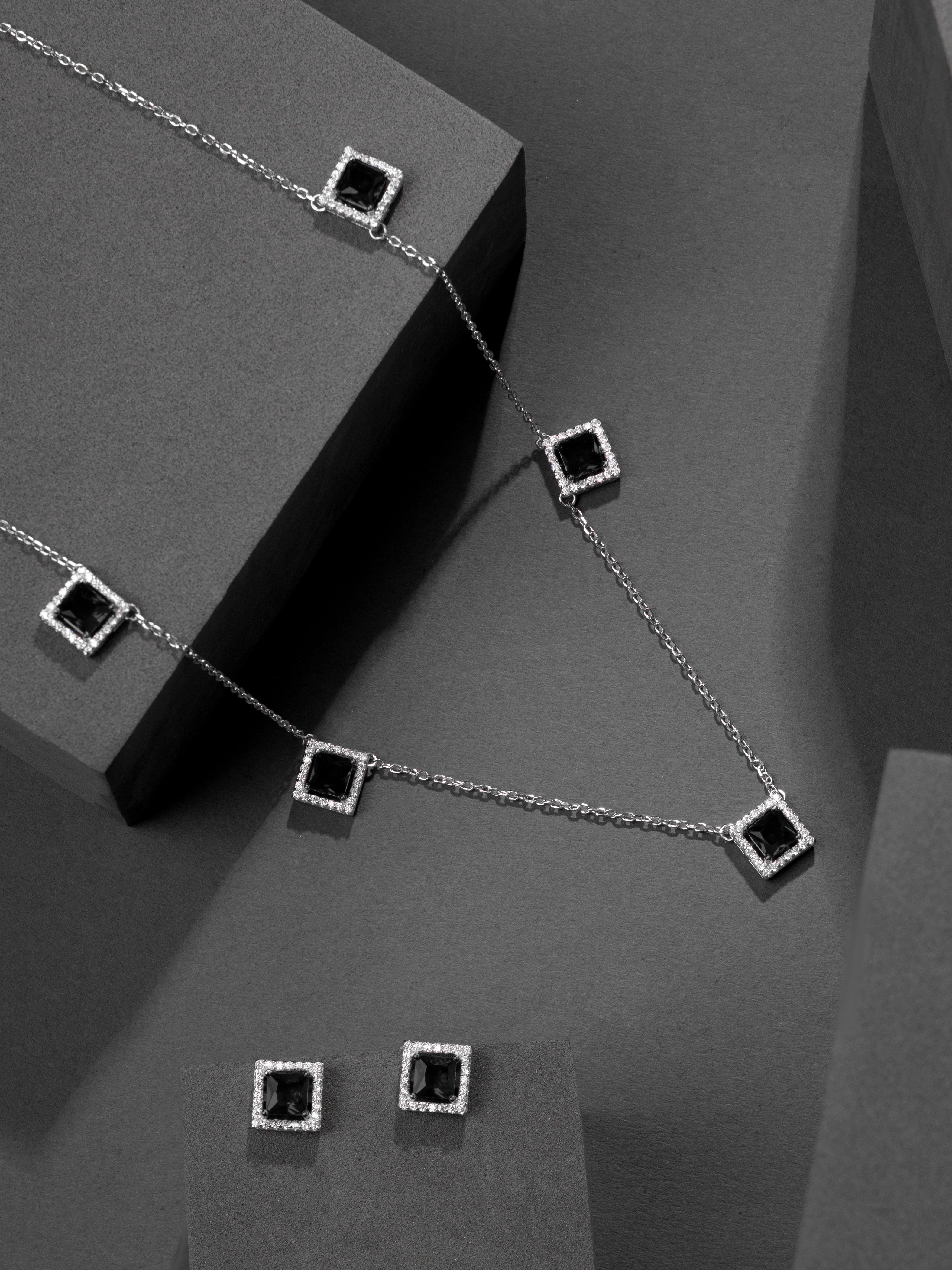 Jovira Ardent Set - Onyx Black