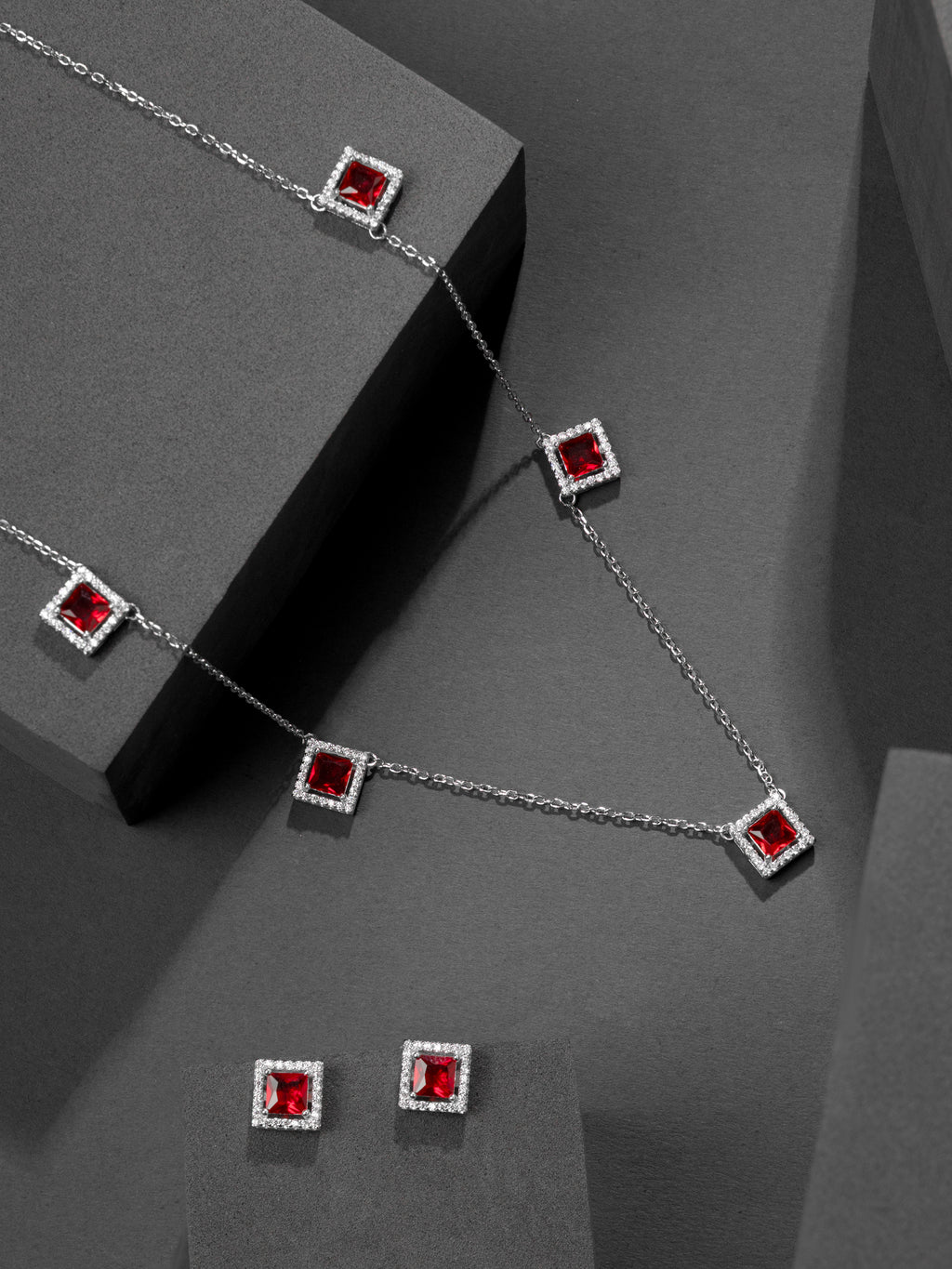 Jovira Ardent Set - Ruby Red