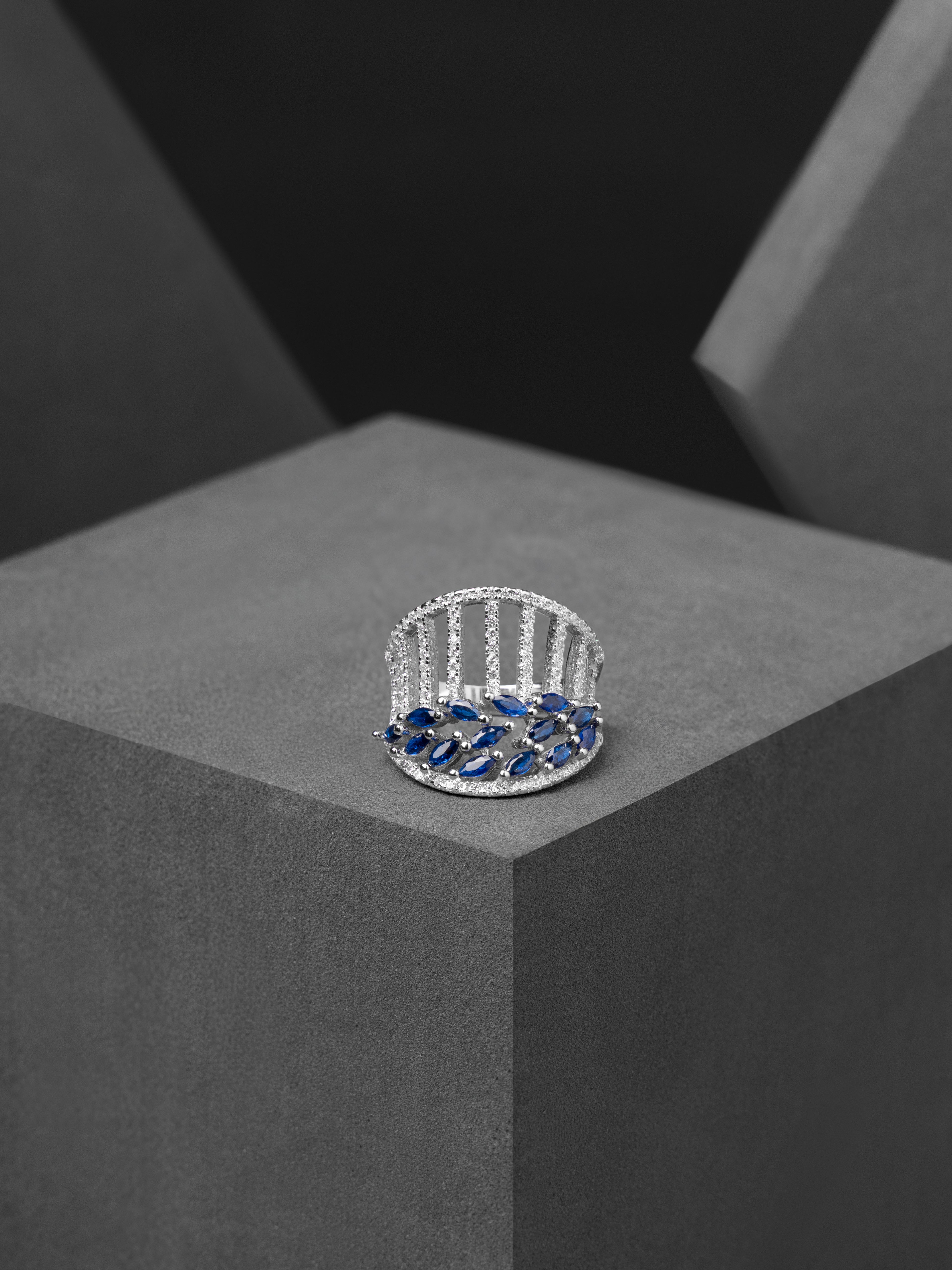 Enchanté Luxe Ring - Sapphire