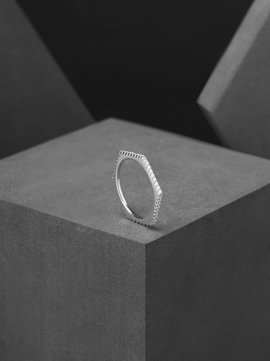 Delicate Bezel Band
