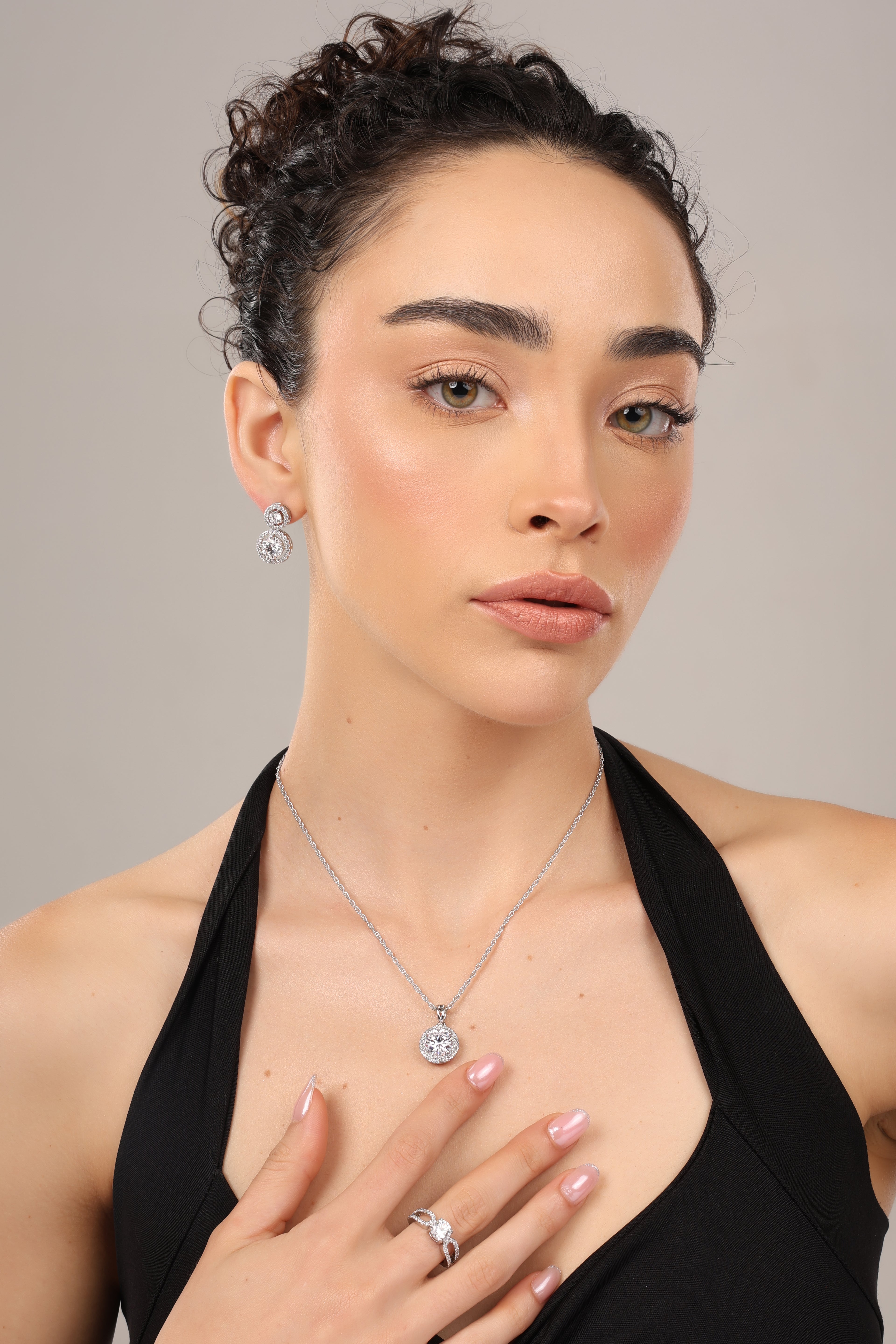Monaco Halo Pendant Chain