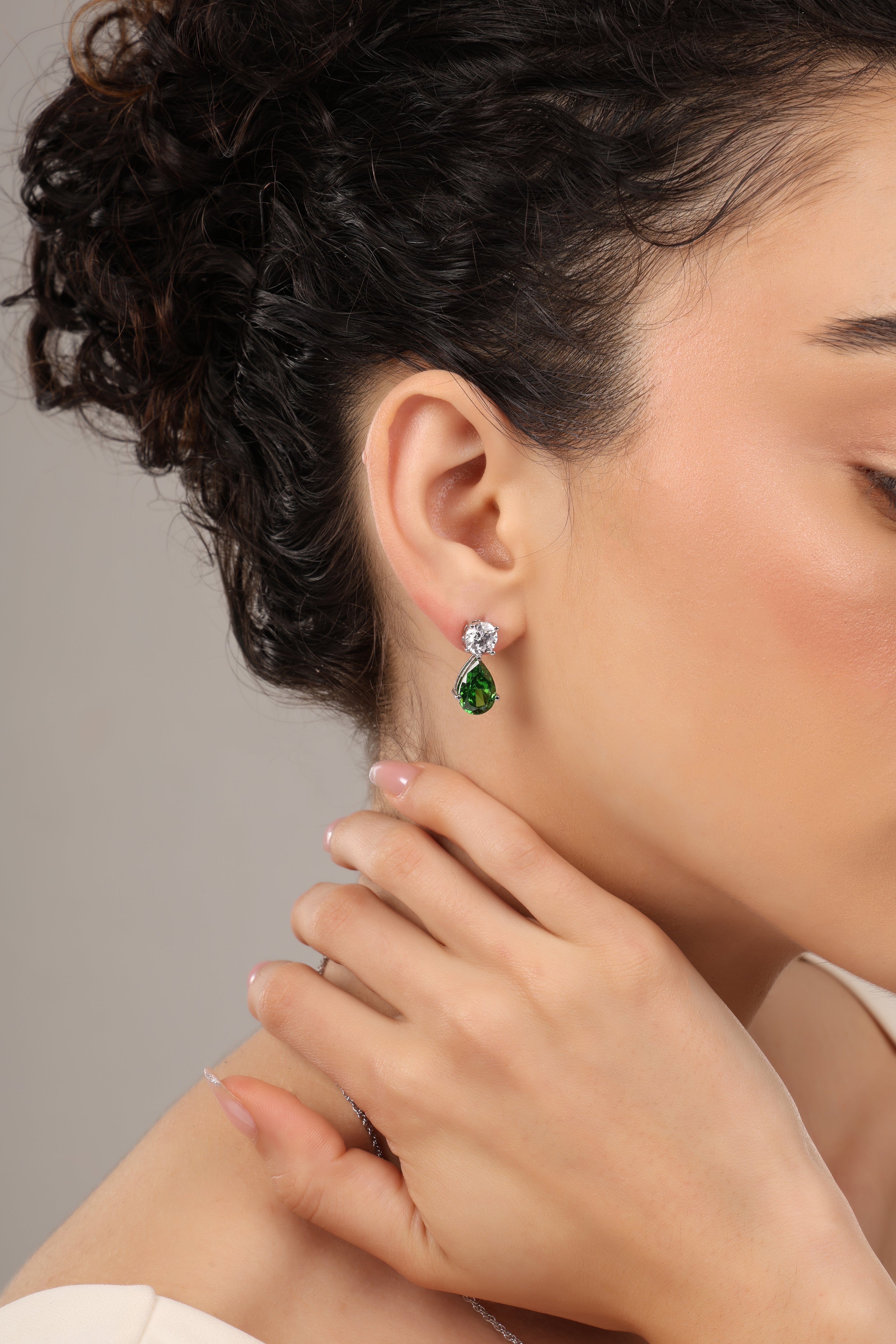Emerald Dew Drop Earrings