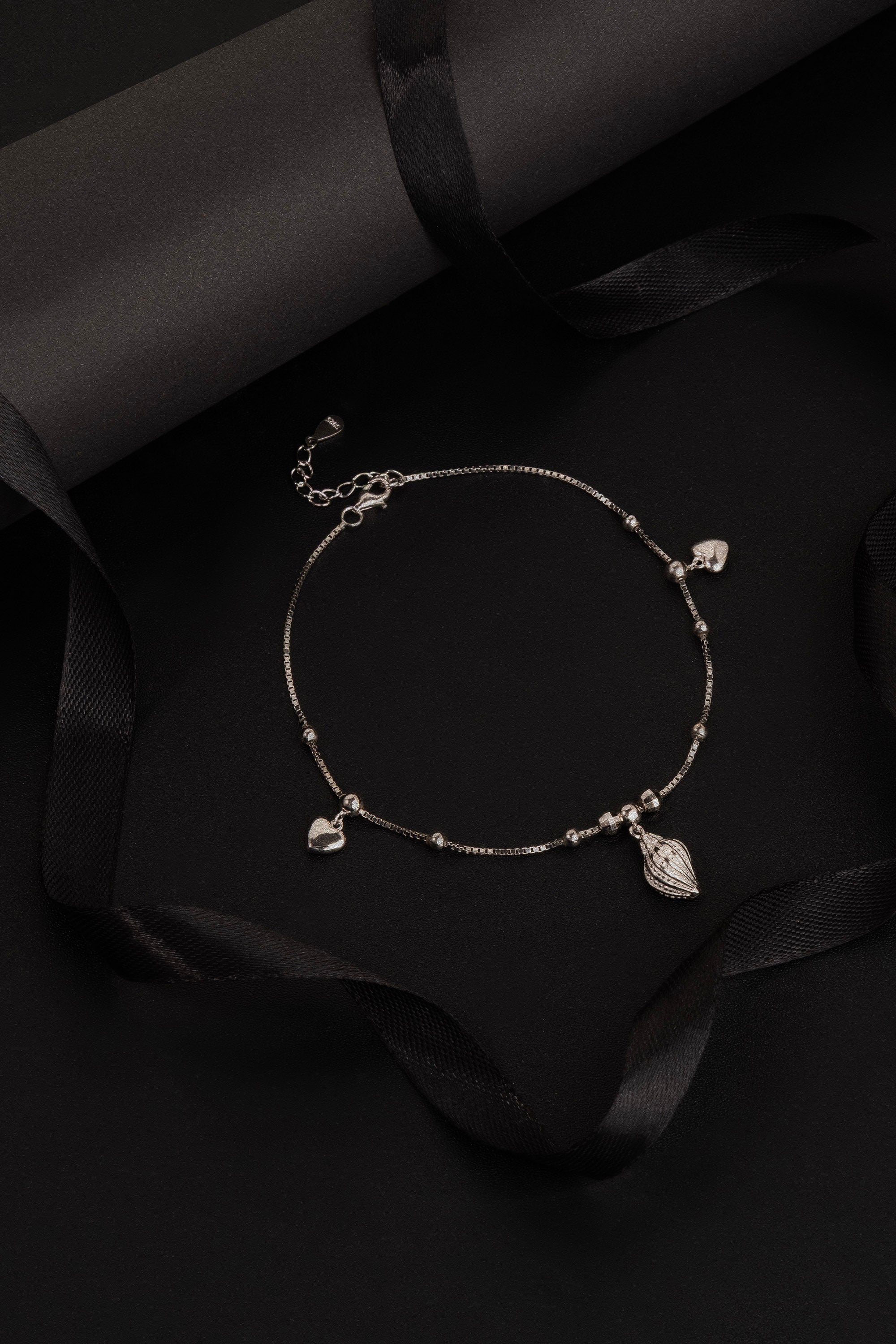 Shell Whisper Anklet