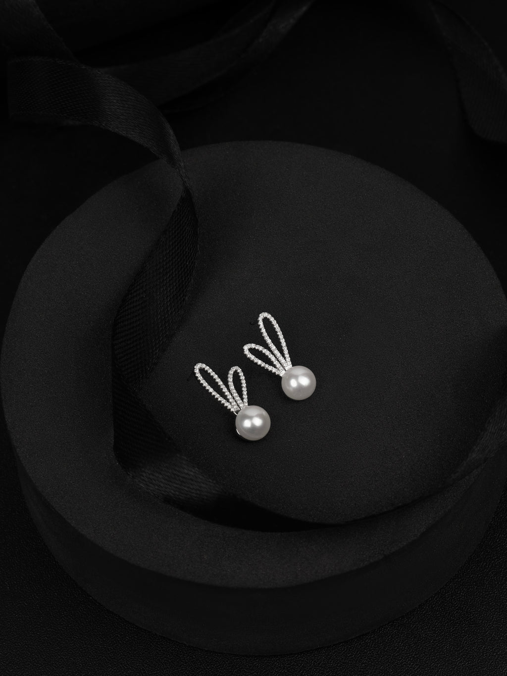 Bunny Bow Pearl Earrings