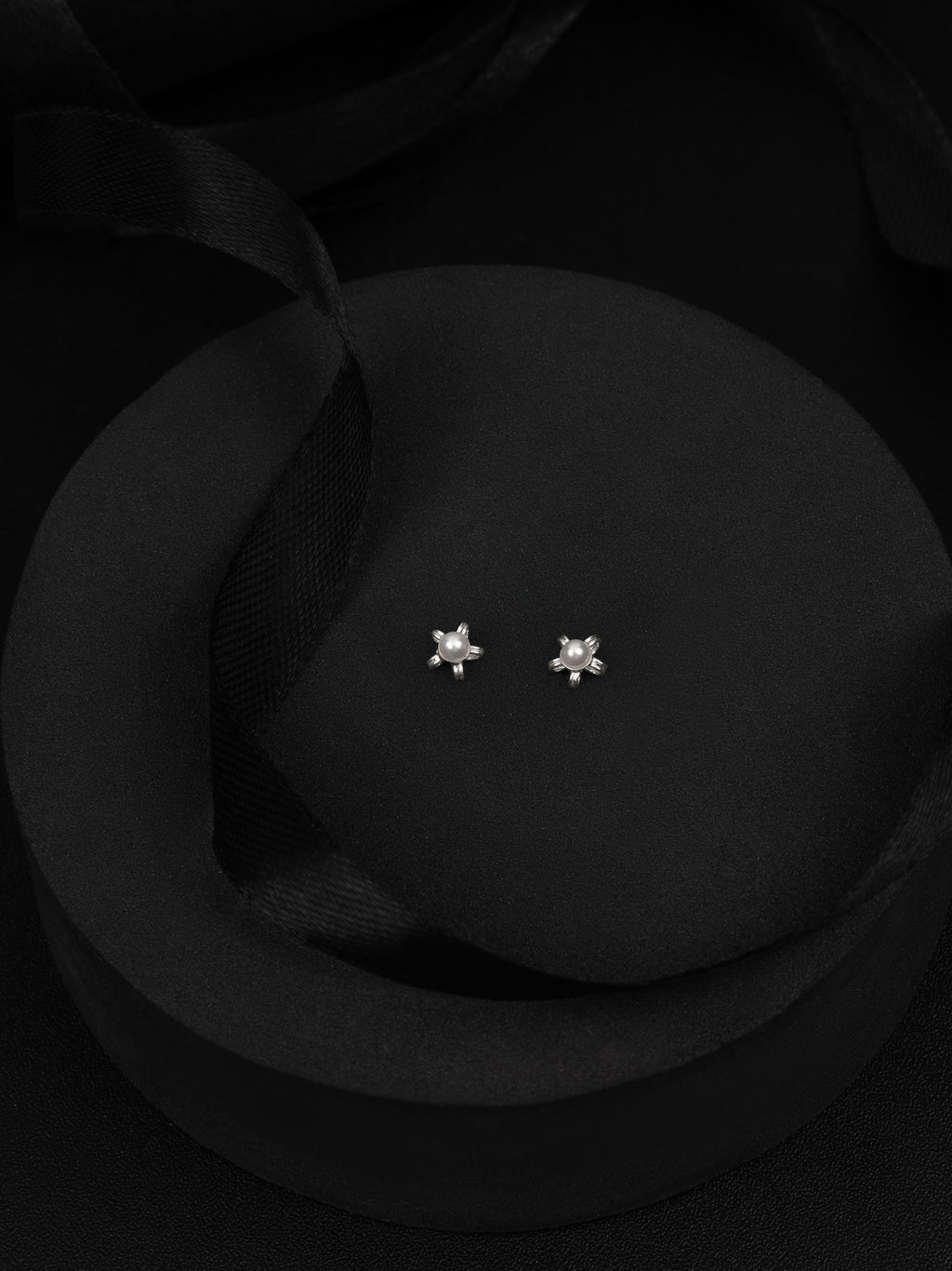 Mini Starburst Pearl Studs