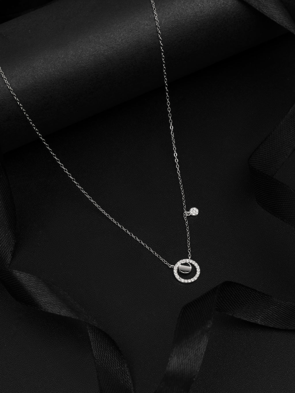 Jovira Enlace Mini Pendant Chain