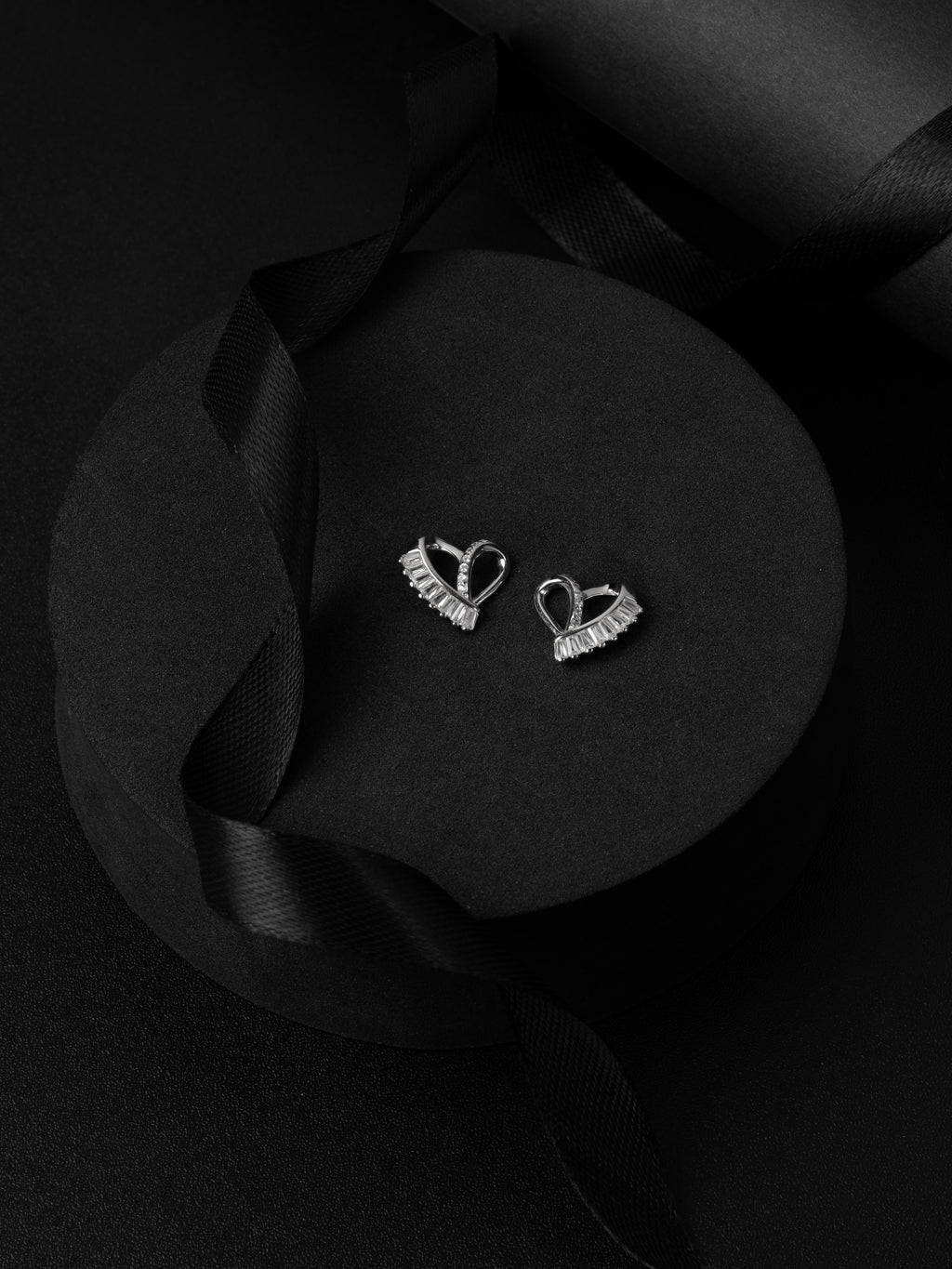 Deco Heart Studs
