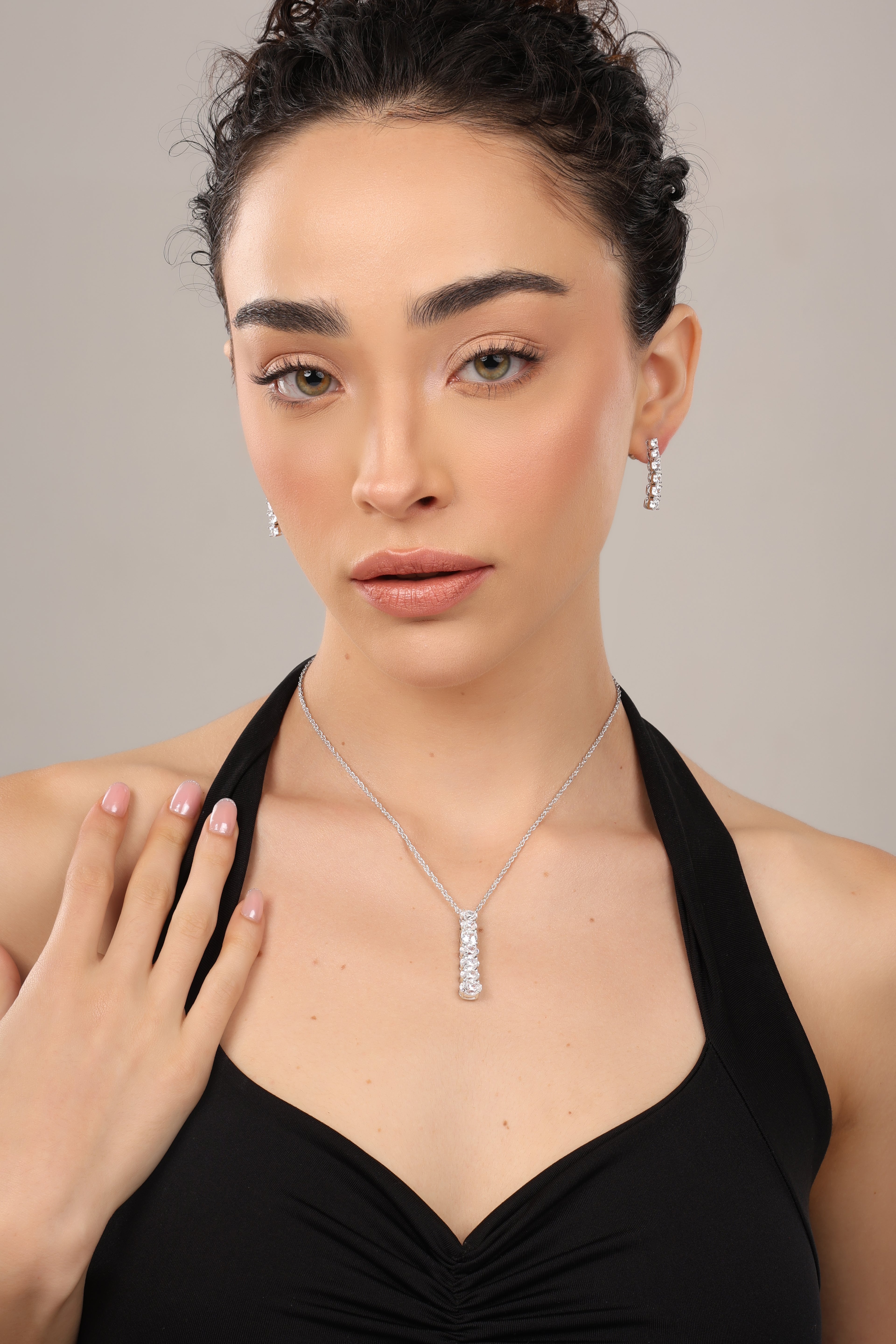 Cascade Spark Pendant Chain