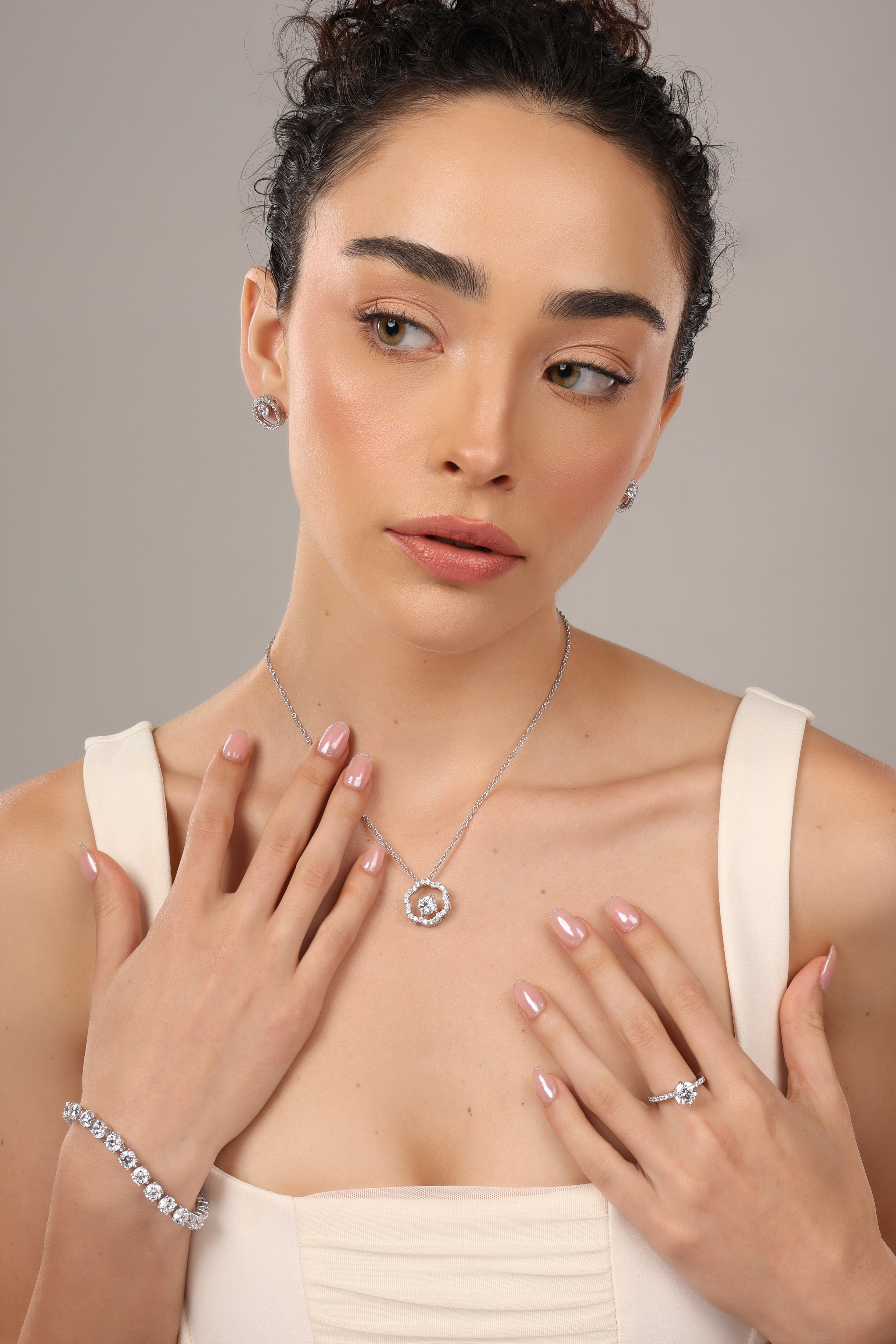Lumière Solitaire Ring